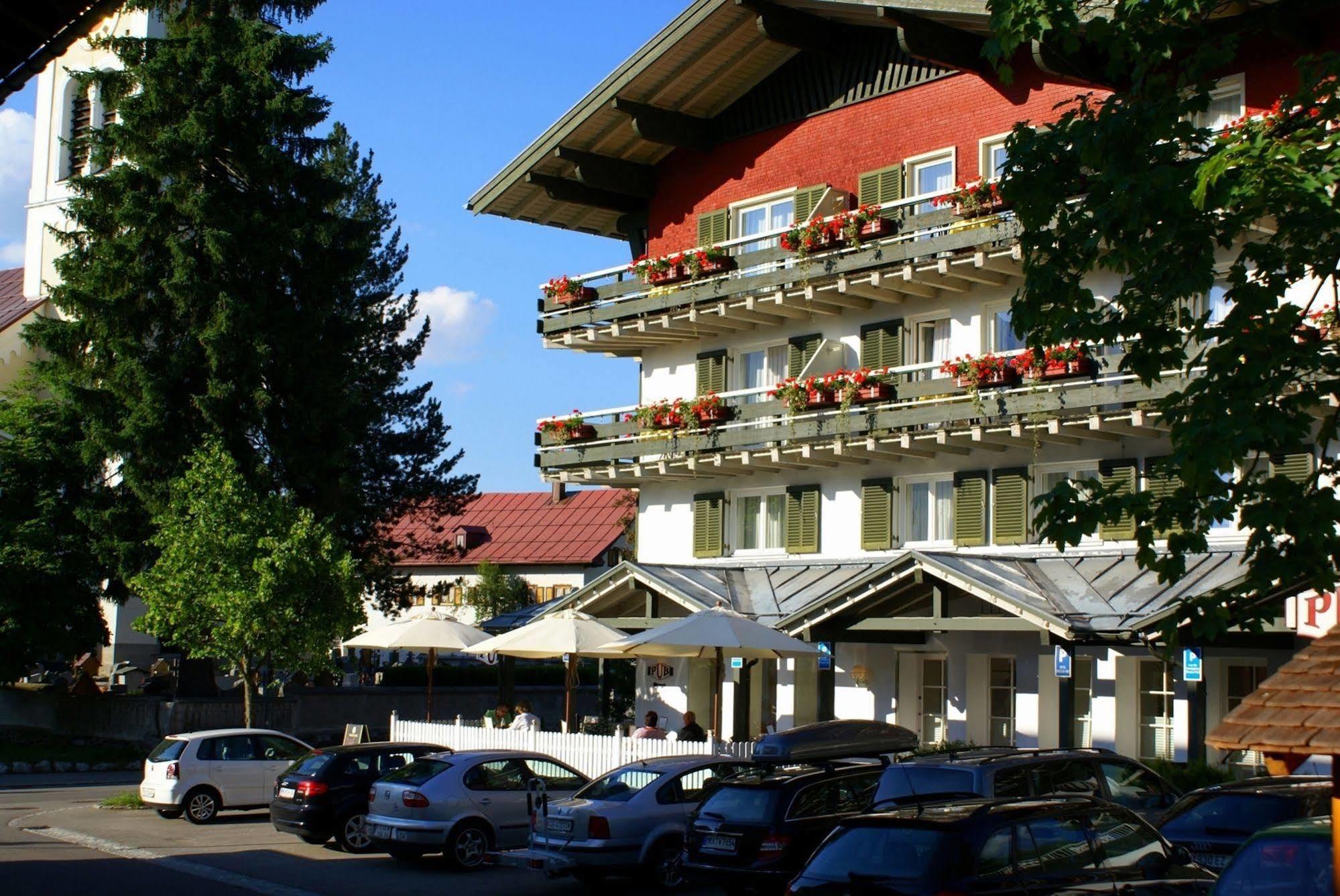 Hotel Riezler Hof Riezlern Bagian luar foto
